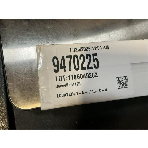 Apple Pencil (USB-C): Device Compatibility Check Required - Pixel-Perfect Precision, Tilt Sensitivity, Perfect for Note-Taking, Drawing, and Signing Documents. Charges and Pairs with USB-C