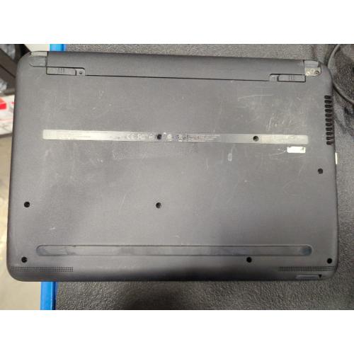 HP Notebook - 14-an012nr With Charger