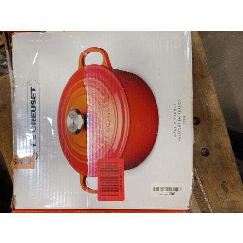Le Creuset Enameled Cast Iron Signature Round Dutch Oven, 7.25 qt., Flame