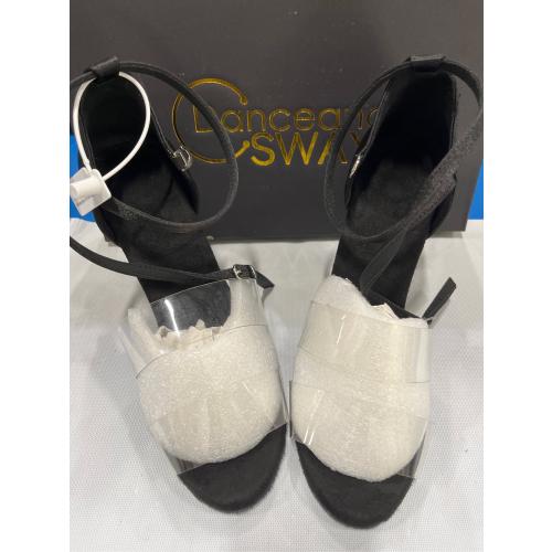 Women's Ballroom & Latin Shoes (Size 7)