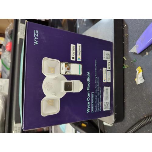 Wired Outdoor Wi-Fi Floodlight Home Security Camera