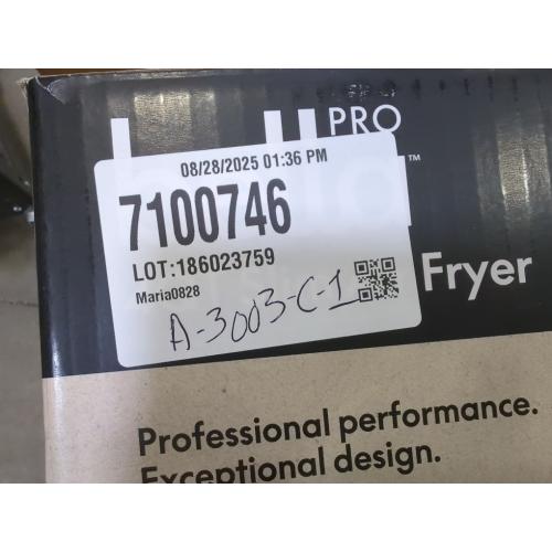 Slim 4-qt. Touchscreen Air Fryer by bella PRO