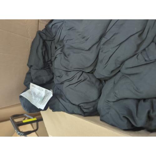 Size King  Color Black CozyLux  pintuck bed in a bag