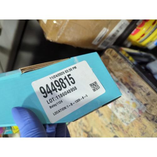 Chuckle & Roar Squirty Squirts 2-in-1 Bubble & Water Electric Blaster