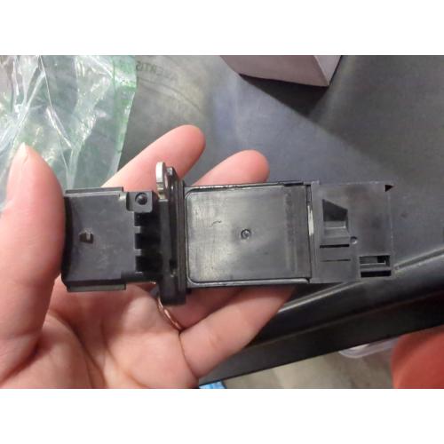 Motoforti Air Flow Sensor Meter, MAF Sensor Airflow Replacement, for Chevrolet Malibu 2016-2022, ABS, NO.23366103, Black