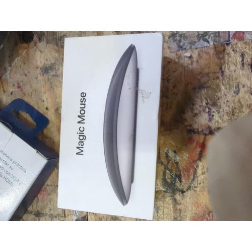 Apple Magic Mouse - White Multi-Touch Surface ​​​​​​​