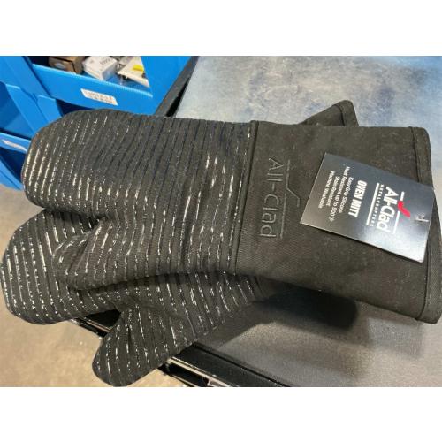 2 pack All-Clad Silicone Oven Mitts: Heat Resistant up to 500 Degrees - 100% Cotton & Silicone, 14x7 Oven Mitt for Kitchen and Barbecue, 2-Pack, Black