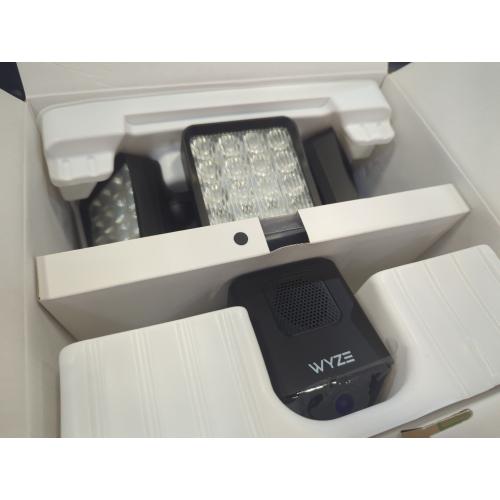 Color Black Wired Outdoor Wi-Fi Floodlight Pro Home Security Camera with 2K resolution, App and Voice Control, Black