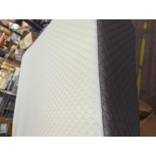 Bed Wedge Pillow for Sleep Apnea, Sleeping Comfort, Relaxing, Acid Reflux, Heartburn and Back Pain Relief. Cushion for Sitting Up in Bed. Memory Foam Top, Chic Jacquard Washable Cover.