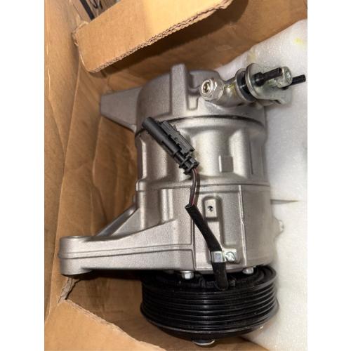 Reman Sanden/Sankyo PXC16 Compressor w/ Clutch - SILVER