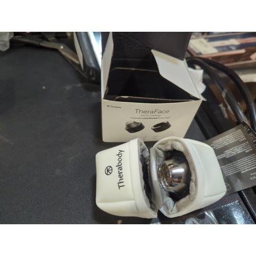Therabody TheraFace Pro Hot and Cold Rings Attachment - Black
