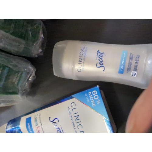 Secret Clinical Strength Completely Clean Invisible Solid Antiperspirant & Deodorant for women - 2.6oz
