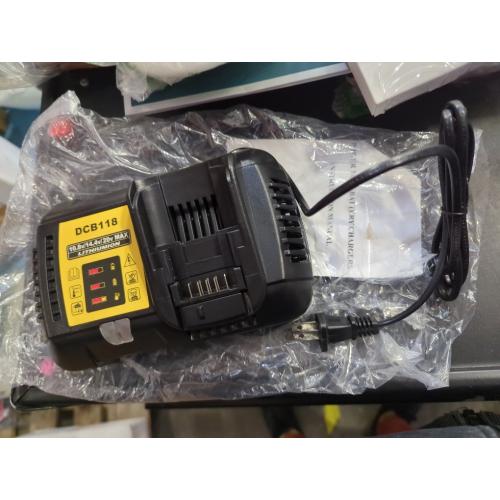Dcb118 Lin-l0ttreriy 4.5A for 12V 14.4V 18V Battreriy Fast Station Replacement for Dcb118 Dcb105