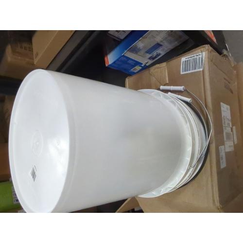 United Solutions Airtight Pet Food Storage Container, 2 Gallon Capacity, Great for Dog Food, Cat Food, Bird Seed, Dry Food Storage, White Container Wi