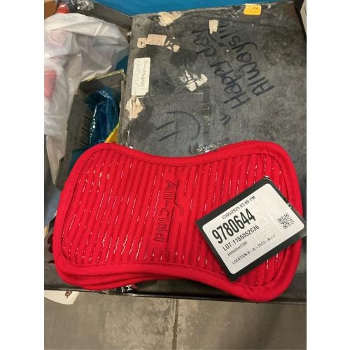 All-Clad Textiles Deluxe Heat and Stain Resistant Pot Holder. Silicone Treated Heavyweight 100-Percent Cotton Twill Hot Pad, Machine Washable, 6-inches by 10-inches, Chili Red