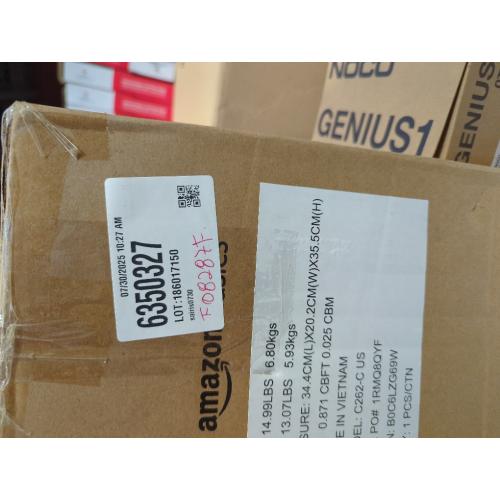 Amazon Basics Cross Cut Paper and Credit Card Shredder, 12 Sheet (New Model), Black