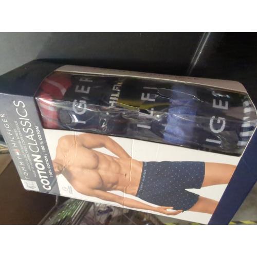 Size M 4 PCS 4 Colors 4 Design Tommy Hilfiger Fashion Woven Boxer