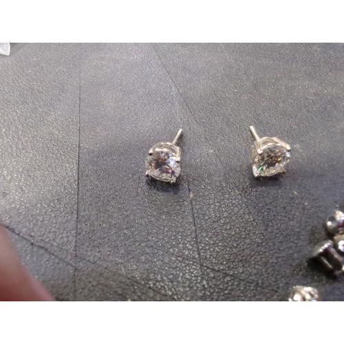 Moissanite Stud Earrings : 18K White Gold Plated Solid 925 Sterling Silver Earring Hypoallergenic Dainty Flat Back Stud Earrings Jewelry for Women Men D Color VVS1 Clarity