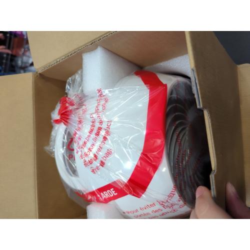 IRIS Woozoo 11.93 in. H 3 speed Oscillating Air Circulator Fan