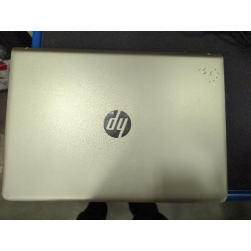 HP Pavilion - 14-bk061st With Charger