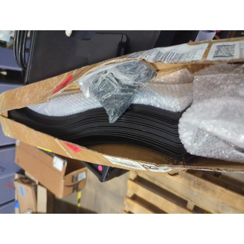 Deck Balusters 32-1/4 Inches Heavy Duty Iron Deck Balusters with Screws 51 Pack Metal Deck Spindles Balusters Iron Deck Spindles， Wave Arc Baluster for Outdoor Stair Deck Porch