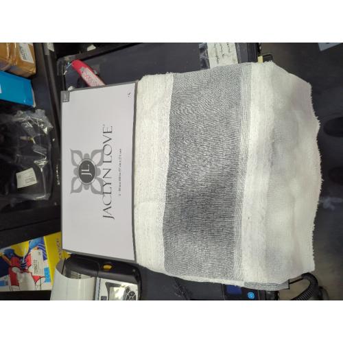 Jaclyn Love set of 2 silver/argent