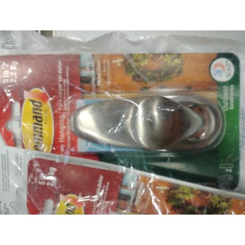 3M Command 1.62 in. L Brushed Nickel Metal Large Hook 5 lb. cap. 4 pk