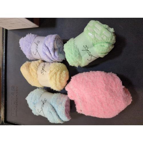 Loritta 5 Pairs Womens Fuzzy Socks Winter Warm Cozy Fluffy Super Soft Slipper Socks