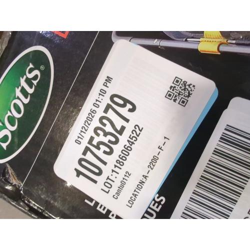 Scotts Outdoor Power Tools LSW70026S 26-Inch Push Lawn Sweeper, Black/Green