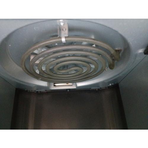 PowerXL 8qt Air Max Air Fryer ( The air fryer is missing the screws to assemble a part)