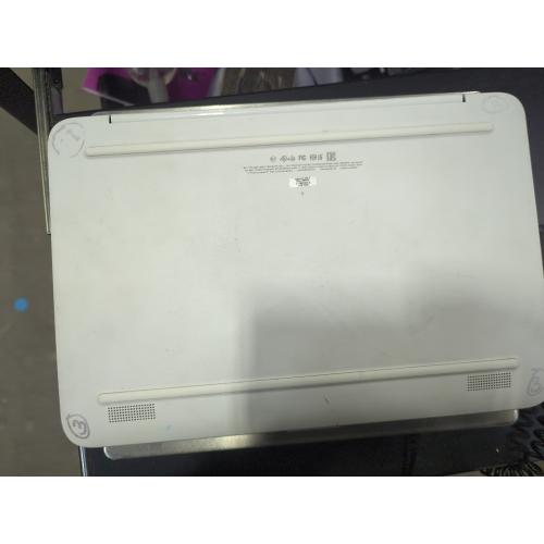 HP Stream - 14-ax022nr With Charger