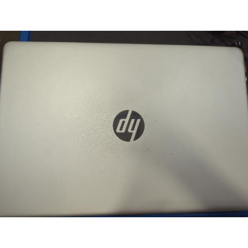 HP Notebook - 15-dw0038wm With Charger