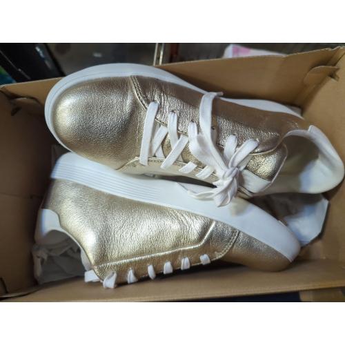 Size 10B COLE HAAN Women's Fashion Lightweight Spring Summer Vegan Leather Sneaker Casual Comfort Walking Shoes