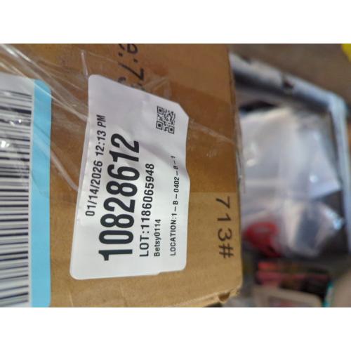 Sliner Christmas Tabletop Centerpiece 30 Inch Poinsettia Candle Holder with 5 Bullet Head LED Flameless Long Candle Artificial Christmas Table Decorations for Home Party, Not Include Battery