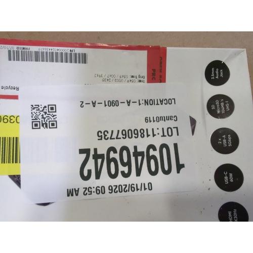 Sanho HyperDrive 7-in-1 Hub for MacBook and USB-c Devices - Space Gray - All