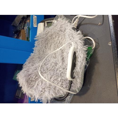 Cat Plush Mat Cat Heating Mat Plush Four Seasons USB Charging Interface Pet Electric Blanket Heating Pad Mat for Small Dogs Cats (Silver Gray)