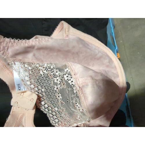 Size 42DD Elomi Women's Lucie Underwire Plunge Bra