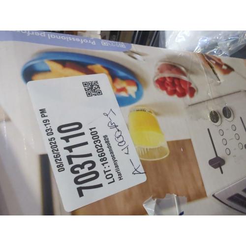 4-Slice Toaster with Extra Wide Slots - Bella PRO Oatmilk