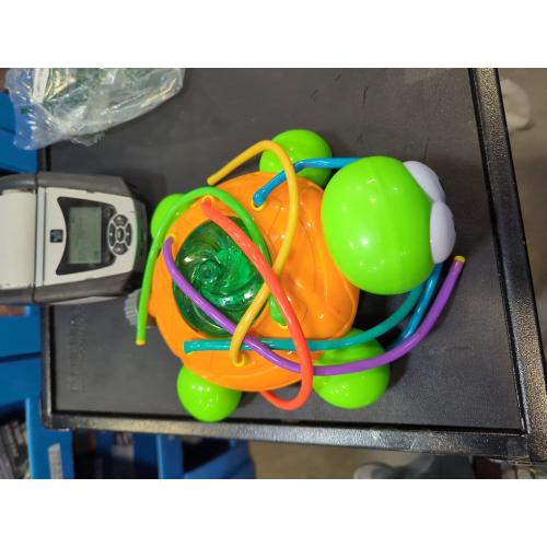 Green 460620 Mc Fizz Water Sprinkler Turtle - Rotates Hoses, Disc Rotates and Sprays Water, Connection to Standard Hose System, Green
