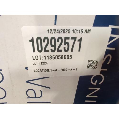 Insignia NS-HTVMM1703-C - Bracket - for flat panel - steel - black - screen size: 47-80 - wall-mountable