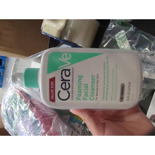 CeraVe Foaming Facial Cleanser, Daily Face Wash for Oily Skin, Hyaluronic Acid   Ceramides   Niacinamide, Fragrance Free & Paraben Free, Non-Drying Oil Control Face Wash, 16 Fluid Ounces
