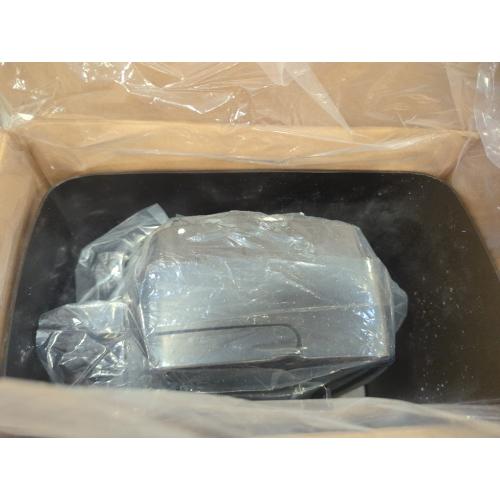 Insignia™ - 6-Sheet Crosscut Shredder - Black