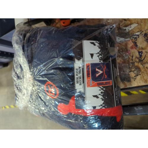 Vircinia Cavaliers Royal Plush Raschel Thr 50 X 60 127cm X 152cm Ow Blanket