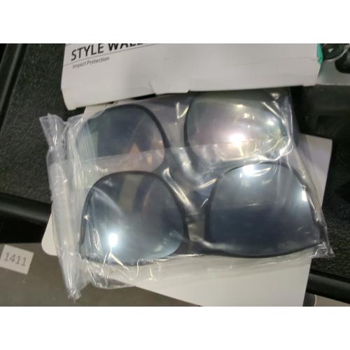 Frienda 3 Pair Oversize Polarized Clip-on Sunglasses Large Anti-glare TR90 Frame Flip up Driving Glasses for Women Men