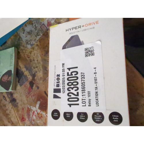 Sanho HyperDrive 7-in-1 Hub for MacBook and USB-c Devices - Space Gray - All