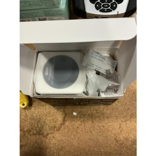 Wyze Cam OG Plug-in Indoor and Outdoor Smart-Enabled Security Camera