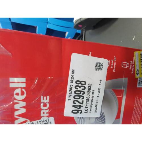 Honeywell 10.9 in. H 3 speed Air Circulator Fan