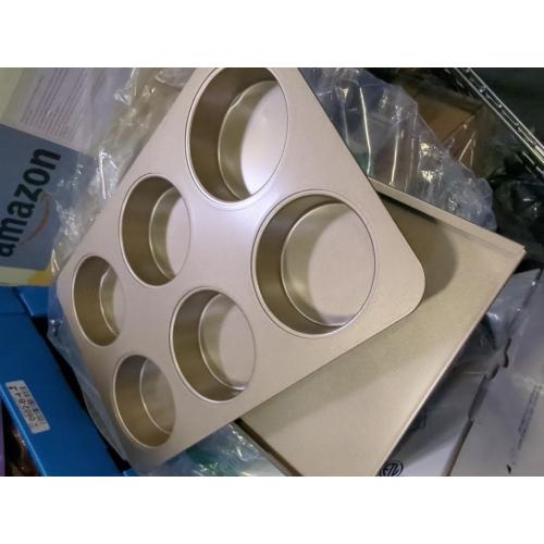 6 Cup Muffin Top Pan for Baking, Nonstick Hamburger Bun Pan, Straight Side English Muffin Cupcake Pans with Lid, Jumbo Muffins Pans for Baking Egg Sandwich Quiche Pancake, Gold (Round Shape)