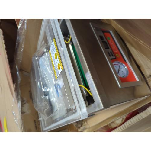 VEVOR Chamber Vacuum Sealer, DZ-260A 6.5 cbm/h Pump Rate, Excellent Sealing Effect with Automatic Control, 110V/60Hz Professional Foods Packaging Machine Used for Fresh Meats (260W)