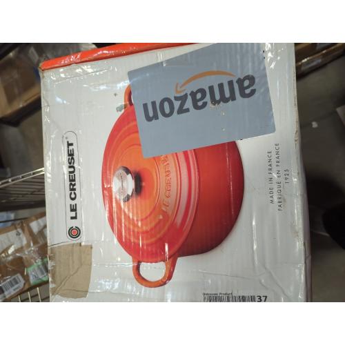 Le Creuset Enameled Cast Iron Signature Round Dutch Oven, 7.25 qt., Flame